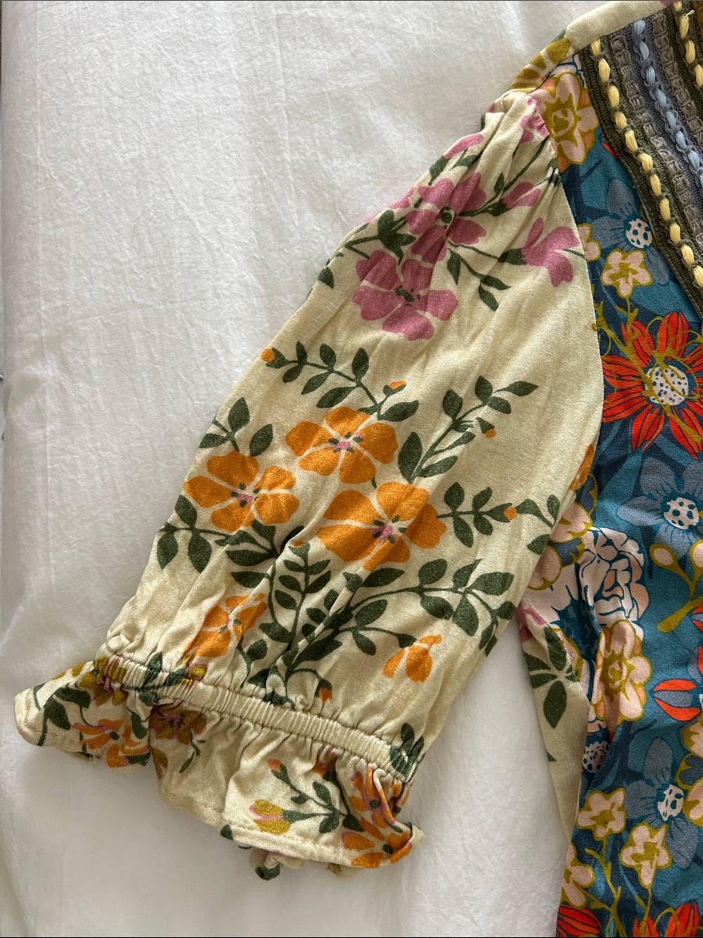 Blank London Boho Floral V-Neck Tunic in Blue and Cream - Picture 4 of 5